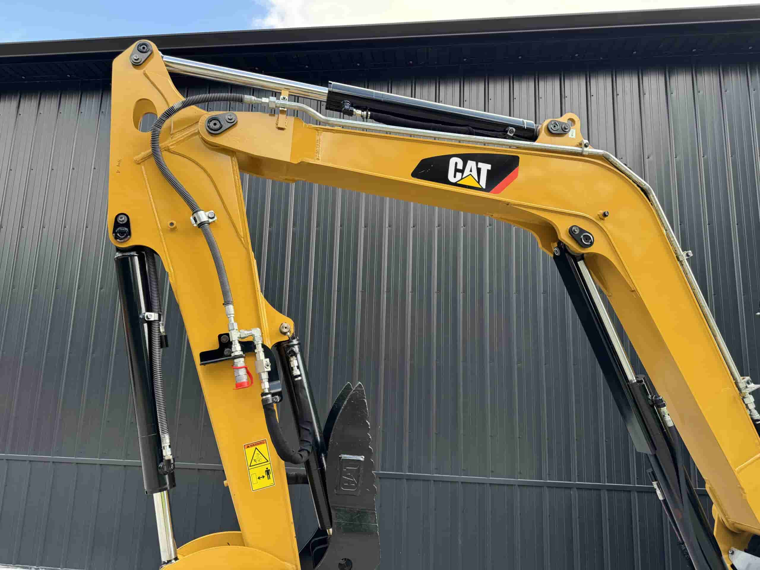 2019 CAT 305.5E2
